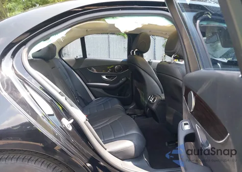 2018 Mercedes-Benz C 300 4Matic from USA, damaged, VIN WDDWF4KB2JR326853